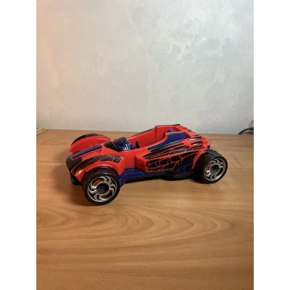 Spiderman Marvel 2009 Spider-Man Action Figure Car 7" Hasbro Comics